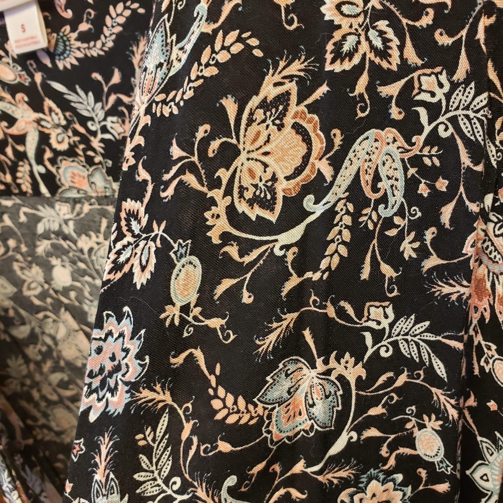 Romper - Picture 2 of 2